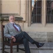 Very experienced Management Consulting engineer / Executive who has taught/mentored  students and industry managers .